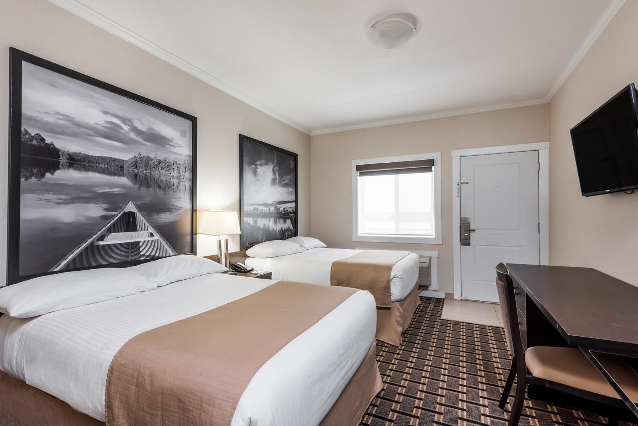 Motel Super 8 By Wyndham Watrous Esterno foto